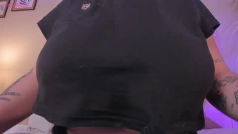 Angelica Cross online show from 04-21-26, 08:23