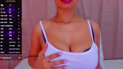 Snapshot of angelica_hot19 chatting on 05-04-26, 02:02 angelica_hot19 online show from 05-04-26, 02:02