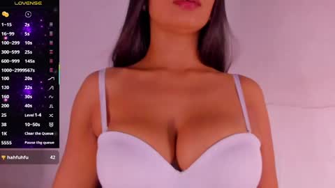 Snapshot of angelica_hot19 chatting on 05-13-26, 02:25 angelica_hot19 online show from 05-13-26, 02:25