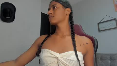 Snapshot of angelica_sexy1 chatting on 10-01-25, 07:31 angelica_sexy1 online show from 10-01-25, 07:31