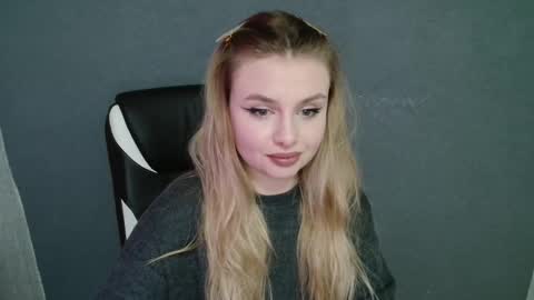 angelicablanch online show from 11-15-25, 07:43