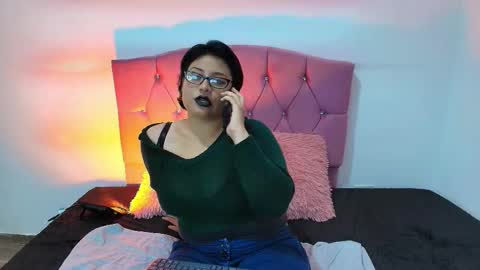 Snapshot of angelik_fooxxx chatting on 02-10-26, 12:37 Angelik online show from 02-10-26, 12:37