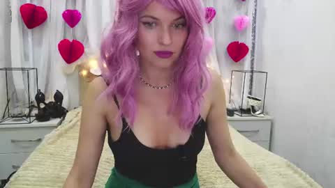 Snapshot of angelika_rouge chatting on 06-17-26, 03:46 Angelika Rouge online show from 06-17-26, 03:46