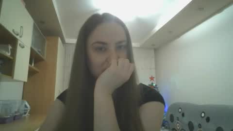 Angelina 26 online show from 11-30-25, 04:44