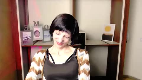 Angelina online show from 09-30-25, 06:51