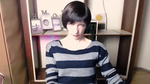 Angelina online show from 11-13-25, 08:13