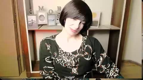 Angelina online show from 05-28-26, 08:33