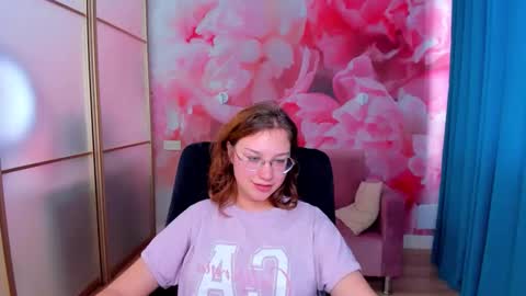 AngelinaLow online show from 11-21-25, 12:59