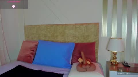 Snapshot of angelinarouse_ chatting on 09-13-25, 01:27 angelinarouse_ online show from 09-13-25, 01:27