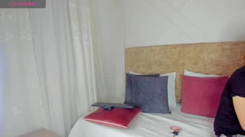 Snapshot of angelinarouse_ chatting on 10-07-25, 02:42 angelinarouse_ online show from 10-07-25, 02:42