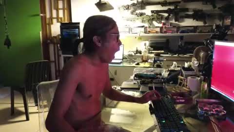 Angel online show from 09-11-25, 03:45