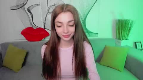 Snapshot of angelinawett chatting on 07-05-26, 04:30 Angelina online show from 07-05-26, 04:30