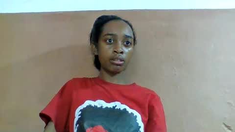 Snapshot of angeline221173 chatting on 07-21-26, 02:19 angeline221173 online show from 07-21-26, 02:19