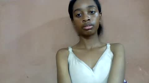 Snapshot of angeline221173 chatting on 07-22-26, 02:25 angeline221173 online show from 07-22-26, 02:25