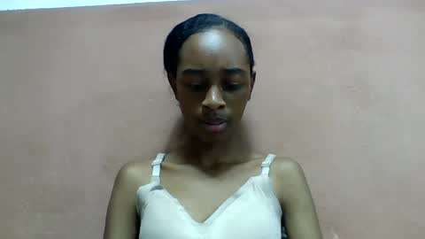 Snapshot of angeline221173 chatting on 07-22-26, 02:53 angeline221173 online show from 07-22-26, 02:53