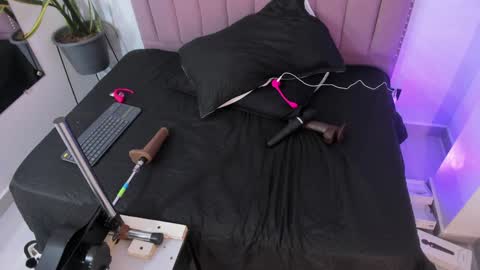 Angeline online show from 01-12-25, 07:31