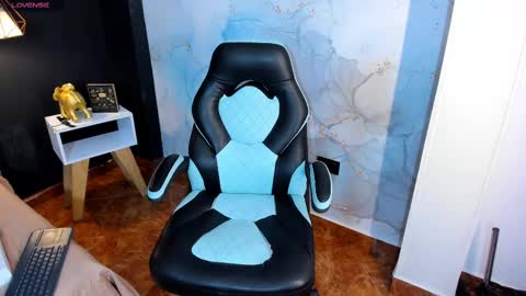 Angeline online show from 02-23-25, 07:28