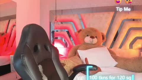 Snapshot of angelineheet chatting on 05-21-26, 03:35 Angeline Heet online show from 05-21-26, 03:35