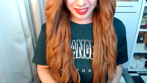 Snapshot of angelinnaxxx chatting on 04-03-26, 06:06 Anglina online show from 04-03-26, 06:06