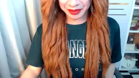 Snapshot of angelinnaxxx chatting on 04-05-26, 09:12 Anglina online show from 04-05-26, 09:12