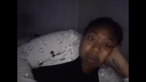 Snapshot of angeliquebelcaliz chatting on 02-21-25, 03:45 angeliquebelcaliz online show from 02-21-25, 03:45