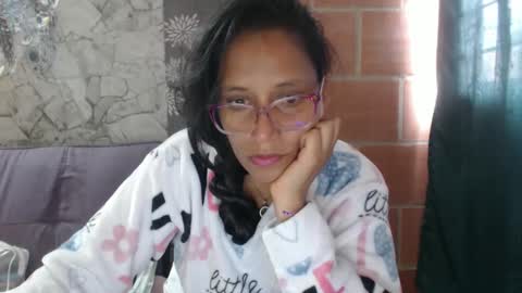 angela online show from 01-28-25, 01:27