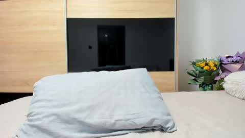 KrystyYo online show from 02-26-25, 08:26