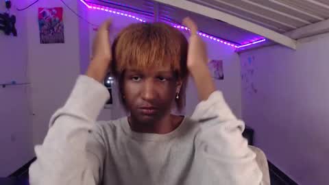 Danielle online show from 12-04-24, 06:33