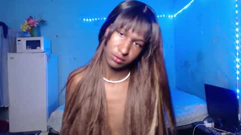 Danielle online show from 10-24-25, 06:48