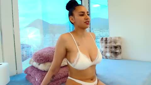 AngelicFox online show from 04-17-26, 02:31