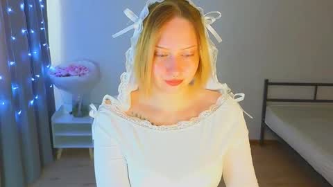 Cutie online show from 11-01-25, 03:19