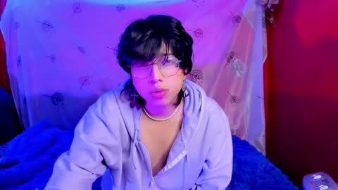 Snapshot of angellonfire chatting on 12-28-24, 10:25 Angel  online show from 12-28-24, 10:25