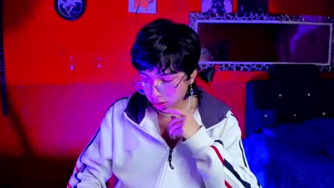 Snapshot of angellonfire chatting on 02-11-25, 08:26 Angel  online show from 02-11-25, 08:26