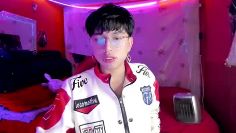 Snapshot of angellonfire chatting on 09-23-25, 08:17 Angel  online show from 09-23-25, 08:17