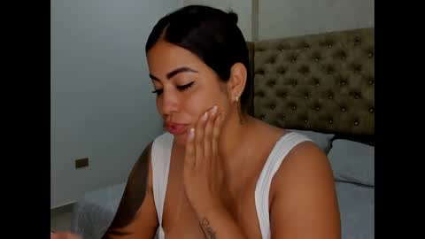 Angelly online show from 03-08-26, 12:42