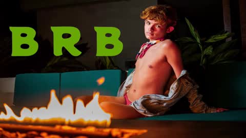 Angelo I work from home this is my room  online show from 02-09-25, 12:19