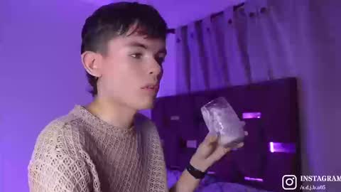 Angelo I work from home this is my room  online show from 09-11-25, 04:12