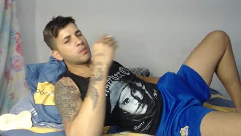 Snapshot of angelof_fire chatting on 02-11-25, 02:35 Angel online show from 02-11-25, 02:35