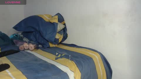 Snapshot of angelof_fire chatting on 02-18-25, 09:54 Angel online show from 02-18-25, 09:54