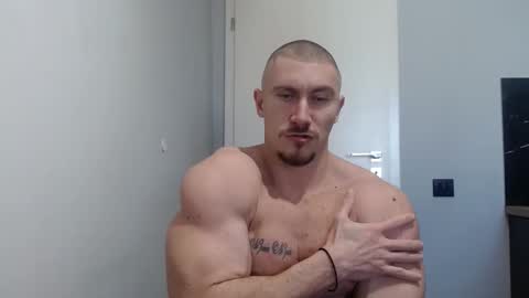  ------- SEX SHOW WITH GUYS AND GIRLS  MUSCLE SHOW online show from 02-14-25, 12:14