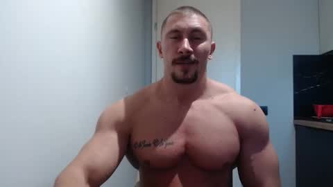  ------- SEX SHOW WITH GUYS AND GIRLS  MUSCLE SHOW online show from 10-25-25, 01:40