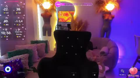 Snapshot of angelpeach_ chatting on 06-15-26, 02:19 Angel online show from 06-15-26, 02:19
