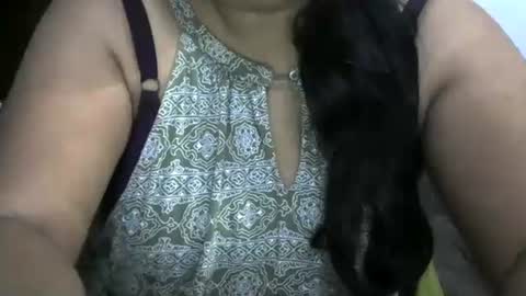 Snapshot of angelpriya555 chatting on 10-08-25, 06:16 angelpriya555 online show from 10-08-25, 06:16