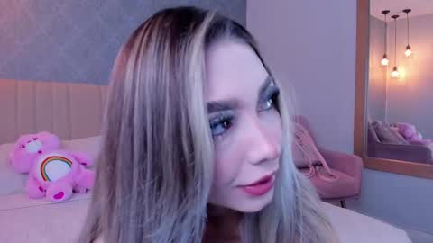 Snapshot of angelrose2323 chatting on 02-28-25, 06:43 angelrose2323 online show from 02-28-25, 06:43