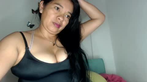 Snapshot of angelsexylatina chatting on 07-22-26, 09:28 rebeca online show from 07-22-26, 09:28