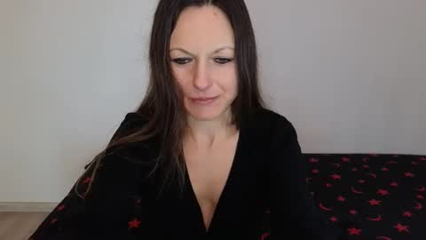 Giulia online show from 02-04-26, 12:22