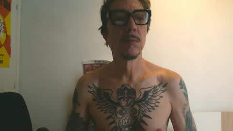 Snapshot of angelsound777 chatting on 07-07-26, 10:19 angelsound777 online show from 07-07-26, 10:19