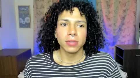 Snapshot of angelwhitte chatting on 12-22-25, 10:40 angelwhitte online show from 12-22-25, 10:40