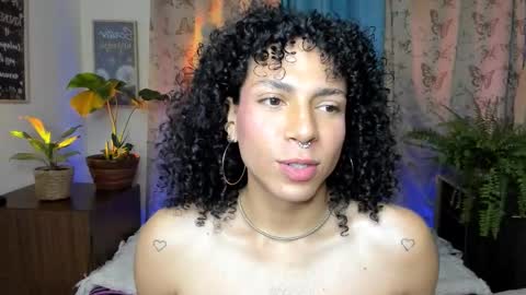 Snapshot of angelwhitte chatting on 02-01-26, 10:52 angelwhitte online show from 02-01-26, 10:52
