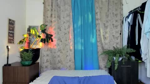 Snapshot of angelwhitte chatting on 02-14-26, 12:07 angelwhitte online show from 02-14-26, 12:07